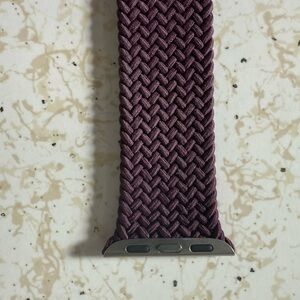 Apple Braided Solo Loop Watch Band - dark cherry size 6